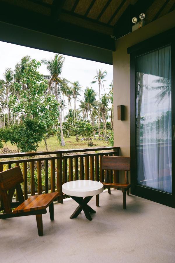 Villa Juan - A Beach Front Villa In General Luna Siargao Buitenkant foto