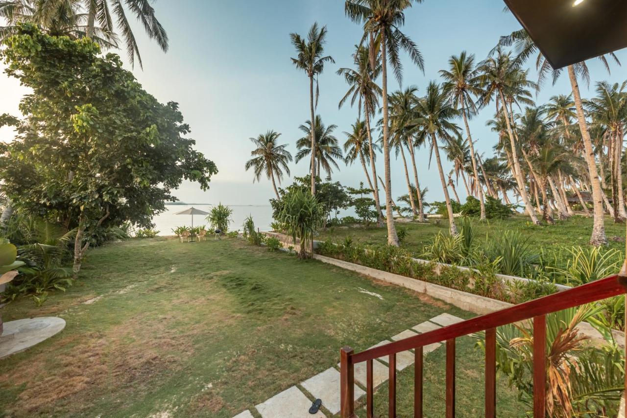 Villa Juan - A Beach Front Villa In General Luna Siargao Buitenkant foto