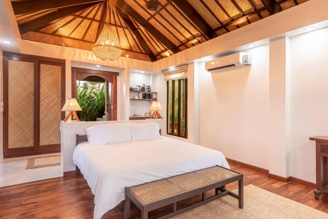 Villa Juan - A Beach Front Villa In General Luna Siargao Buitenkant foto