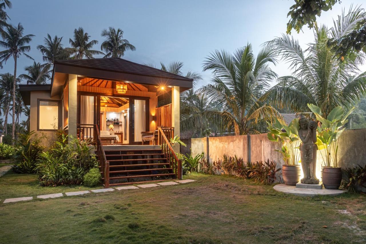 Villa Juan - A Beach Front Villa In General Luna Siargao Buitenkant foto