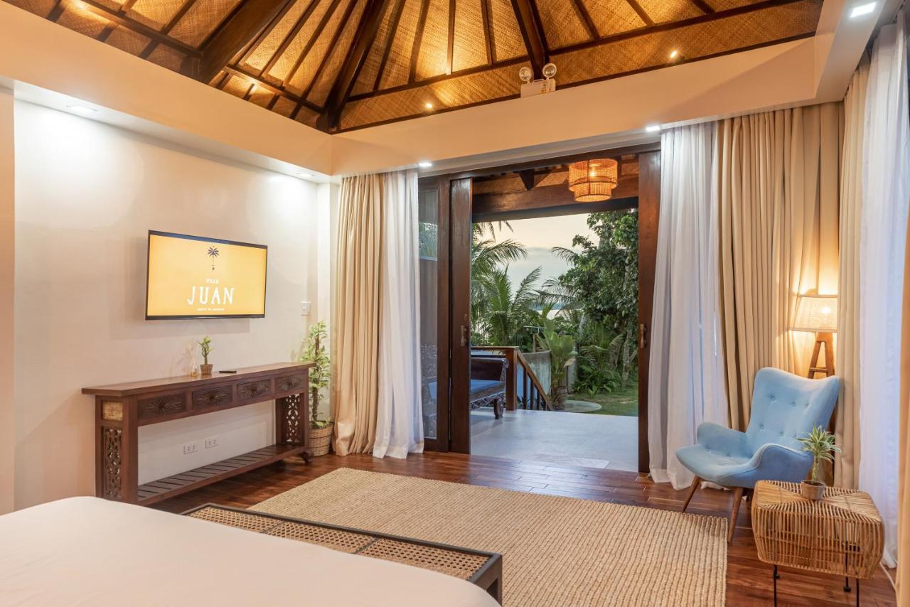 Villa Juan - A Beach Front Villa In General Luna Siargao Buitenkant foto