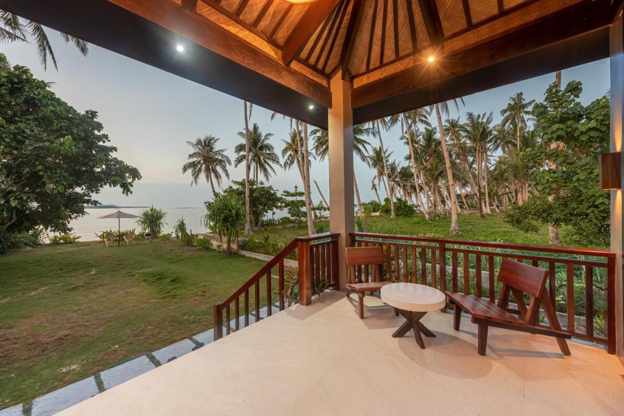 Villa Juan - A Beach Front Villa In General Luna Siargao Buitenkant foto
